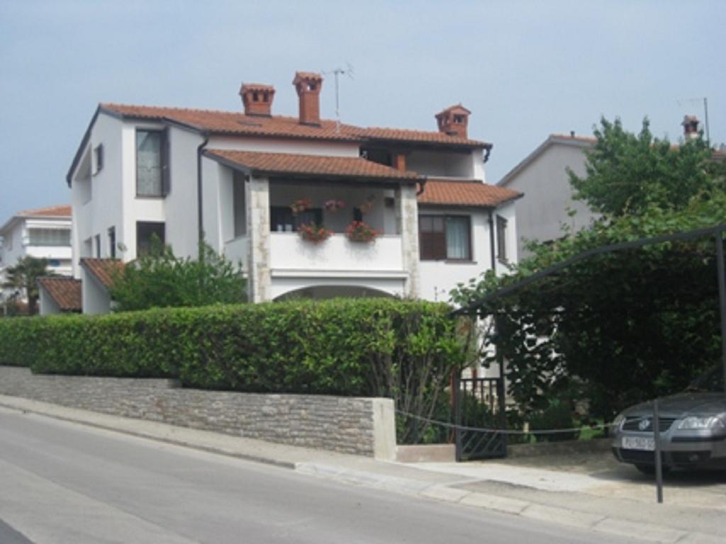 Apartments Nena Pula Exterior photo